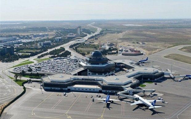 Bakı aeroportunda kran aşıb: Ölən və yaralanan var