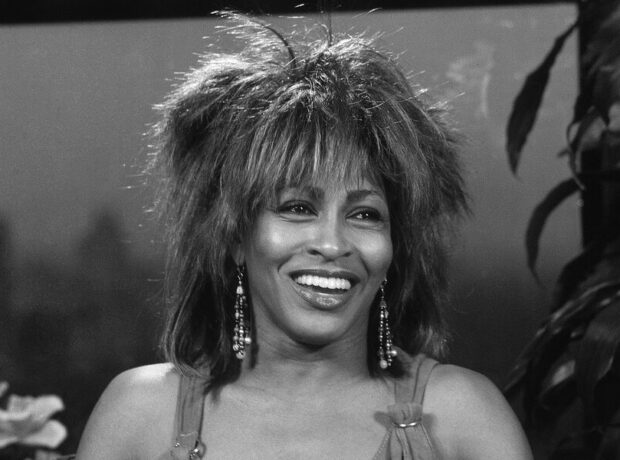 Tina Turner ölümündən bir müddət əvvəl İsveçrədə 76 milyon dollara ev alıb