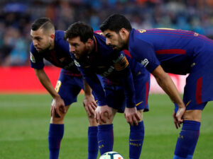 Messi “Barselona”nın futbolçusu Alba klubdan ayrıldıqdan sonra onunla əlaqə saxlayıb