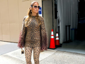 Cennifer Lopez boşanma vəkilinə müraciət edib