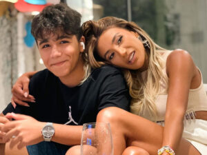 Röya arzuladığı gəlini təsvir etdi