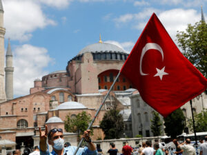 Türkiyə Aİ-ni viza məsələlərində “ikili standartlar”da ittiham edib