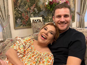 Aktrisa Marina Fedunkiv avropalı kişi ilə evliliyin üstünlüklərindən danışıb