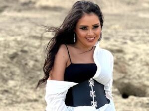 Azərbaycanlı gənc müğənninin musiqisi İngiltərə mətbuatında – FOTO