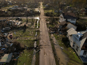 Tornado Pfizer əczaçılıq zavodunu məhv edib