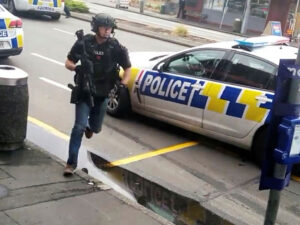 Yeni Zelandiyanın Oklend şəhərində atışma nəticəsində 6 nəfər yaralanıb