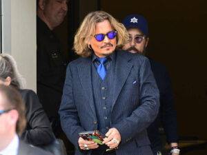 Conni Depp huşunu itirərək Budapeştdə xəstəxanaya yerləşdirilib
