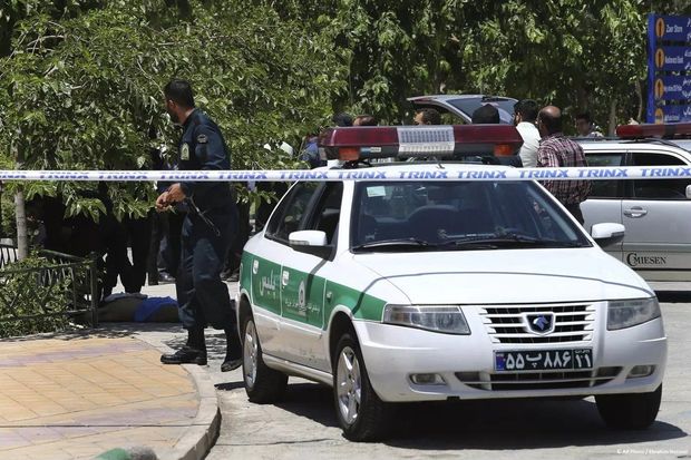 İranda dörd polis əməkdaşı öldürüldü