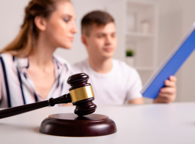 Vəkil doğulmamış uşağın atasının mirasını tələb edib-etmədiyini izah etdi Vəkil doğulmamış uşağın atasının mirasını tələb edib-etmədiyini izah etdi