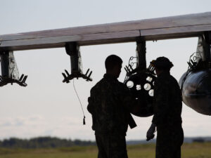 Belarus irimiqyaslı hərbi təlimlər keçirəcək