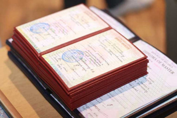 Xaricdə təhsil alan 67 nəfərin diplomu tanınmayıb Xaricdə təhsil alan 67 nəfərin diplomu tanınmayıb