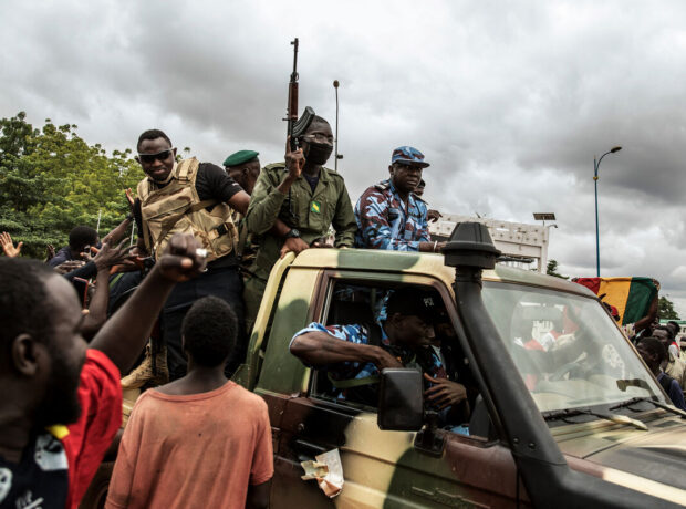 Niger ordusu Fransanın Niameydəki hərbi bazasına əlavə qüvvələr yerləşdirib