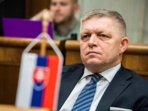 Slovakiyadakı parlament seçkisində rusiyapərəst partiya qalib gəldi