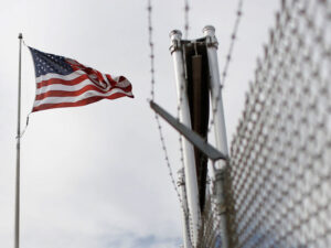 Suriyanın şərqindəki Amerika bazasının ərazisində partlayışlar meydana gəldi