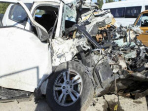 Ağstafada evakuatorla mikroavtobus toqquşub