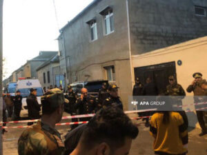 Sumqayıtda evə silahlı hücum olub, ölən və yaralananlar var