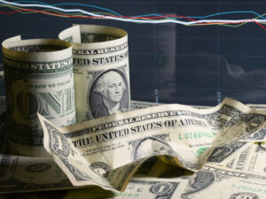 Analitik gələn həftə üçün dolların məzənnəsini proqnozlaşdırıb