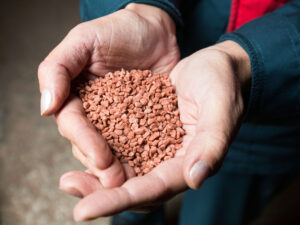 Türkiyə Belarus gübrələrinə tətbiq edilən sanksiyaların aradan qaldırılmasına yardım etməyə hazır olduğunu açıqlayıb