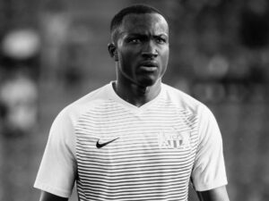 Albaniyada oynayan futbolçumuzun komanda yoldaşı matç zamanı dünyasını dəyişdi 