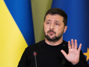 Britaniyada Zelenskinin danışıqlarla bağlı qəribə açıqlamalarının səbəbini açıqlayıblar