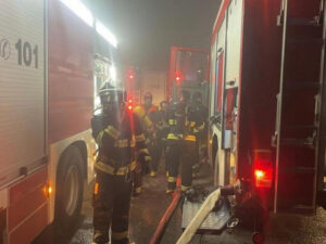 İcra başçısı yanğın baş verən əraziyə gəlib