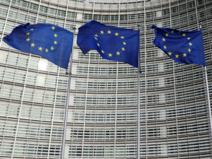 AK 2023-cü ildə iqtisadi tənəzzül yaşayacaq ölkələrin adlarını açıqlayıb