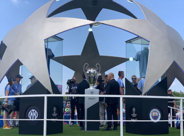 UEFA Çempionlar Liqasını itirə bilər UEFA Çempionlar Liqasını itirə bilər