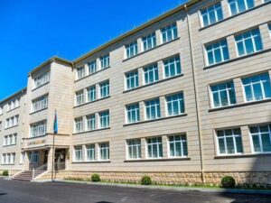 Təhsil İdarəsindən Samuxda direktorun müəllimə qarşı güc tətbiq etməsi iddiasına cavab