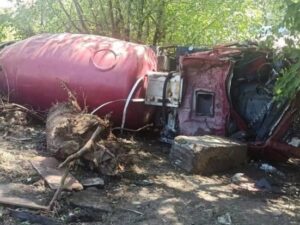 Şuşa yolunda betonqarışdıran avtomobil aşıb, ölən və yaralanan var