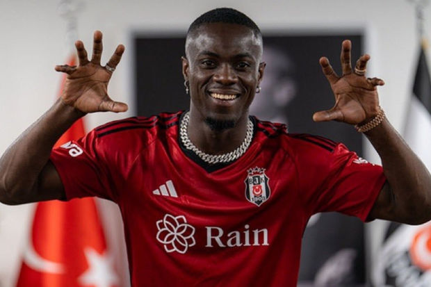 “Beşiktaş” yayda transfer etdiyi futbolçu ilə yollarını ayırdı