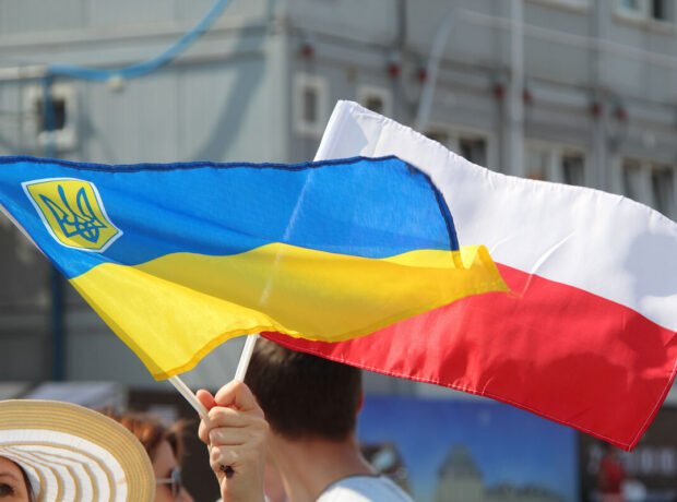 Polşa və Ukrayna siyasi mübahisələrə son qoymağa söz verdilər