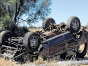 Gədəbəydə avtomobil aşıb