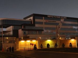 Azərbaycanda daha bir stadionun projektorları sıradan çıxdı