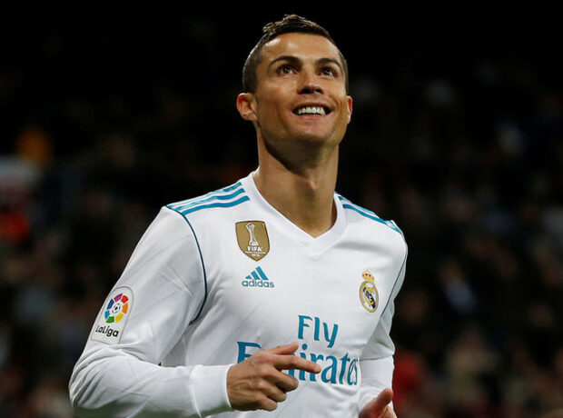 Portuqaliyalı baş məşqçi Ronaldonun İrlandiya ilə oyunda qırmızı vərəqə almasını izah edib Portuqaliyalı baş məşqçi Ronaldonun İrlandiya ilə oyunda qırmızı vərəqə almasını izah edib