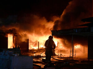 Tuapsedə neft anbarının ərazisində yanğın olub