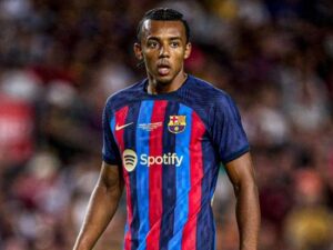 “Barselona” futbolçusunun evi qarət edildi