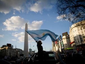 Argentinada inflyasiya 250%-i ötüb