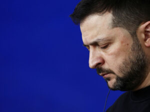 Kolumbiya prezidenti Zelenskini nadir torpaq metalları ilə bağlı sövdələşməyə görə tənqid edib