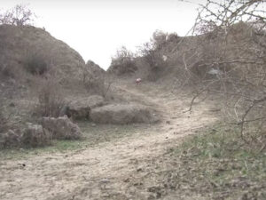 Sumqayıtda ürəktutma keçirən kişi dərəyə yuvarlandı