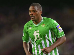 “Beşiktaş”ın transfer etmək istədiyi futbolçu qadın zorlamaqda ittiham olunur