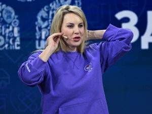 Olimpiya çempionu rusların 2024-cü il Oyunlarına getməsinin lazım olub-olmadığını cavablandırıb