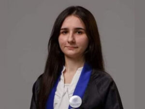 Azərbaycanlı qız Harvard Universitetinə qəbul olundu – FOTO