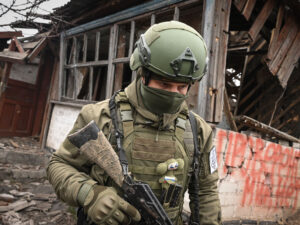 Qərb Ukraynanın mərkəzi Donbassda müdafiə sistemində irəliləyiş elan edib