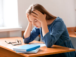 Alimlər müəyyən ediblər ki, gülüş qazı davamlı depressiya əlamətlərini yüngülləşdirir Alimlər müəyyən ediblər ki, gülüş qazı davamlı depressiya əlamətlərini yüngülləşdirir