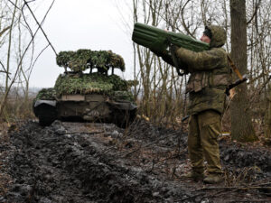 Britaniyalı analitik Donbass uğrunda döyüşü bitirmək üçün şərt adlandırıb