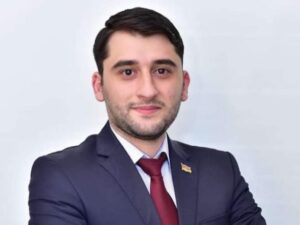 Heydər Əliyev: Müasir Azərbaycanın qurucusu, dövlət və xalqın xilaskarı
