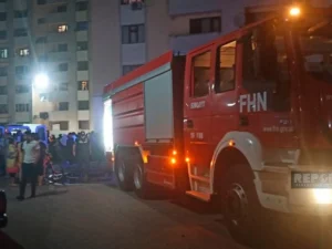Sumqayıtda yaşayış binasında yanğın baş verib