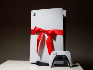 Sony PlayStation 5 Slim qutusunun dizaynını daha təvazökar etdi