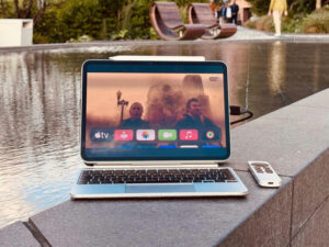 Apple fanatı iPad Pro-nu portativ Apple TV-yə çevirdi