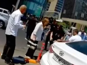 “Crescent Mall” ticarət mərkəzinin qarşısında yol-nəqliyyat hadisəsi baş verib